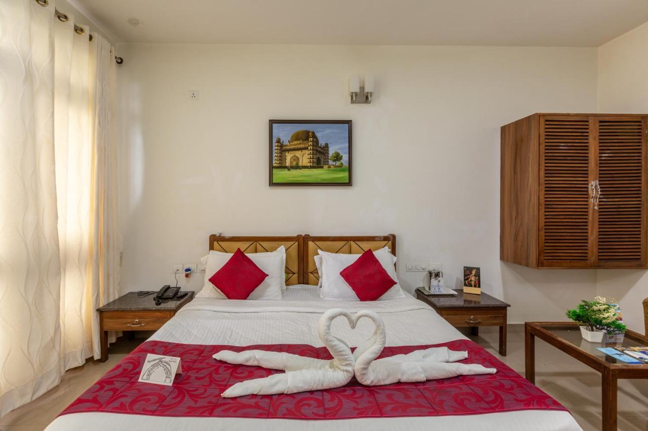 Kstdc Hotel Mayura Pine Top Nandi Hills Екстер'єр фото