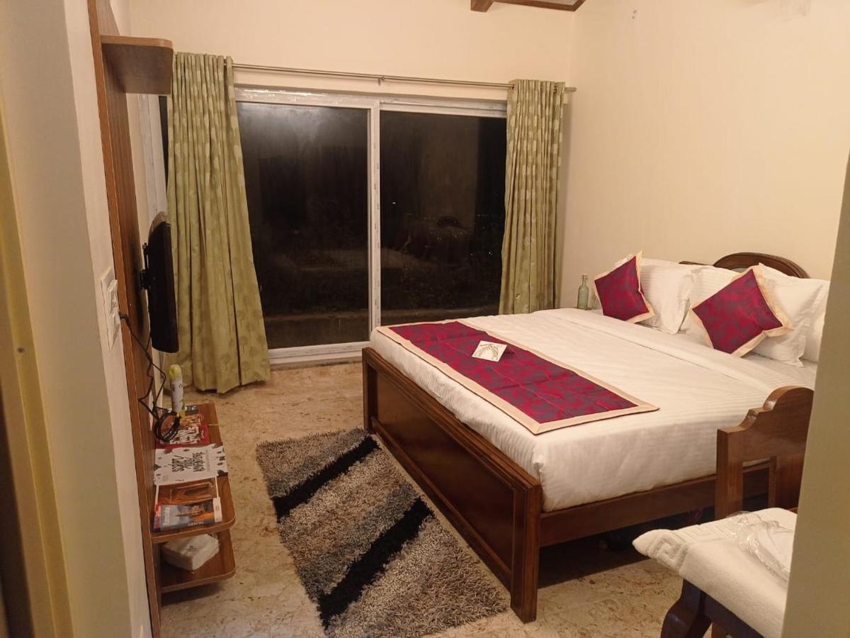 Kstdc Hotel Mayura Pine Top Nandi Hills Екстер'єр фото